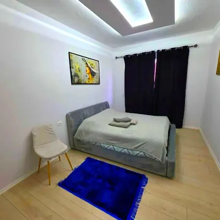 Deas In 2 Apartament